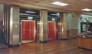 HIRO Aufzug in einer Karstadt Filiale in Bottrop 1956